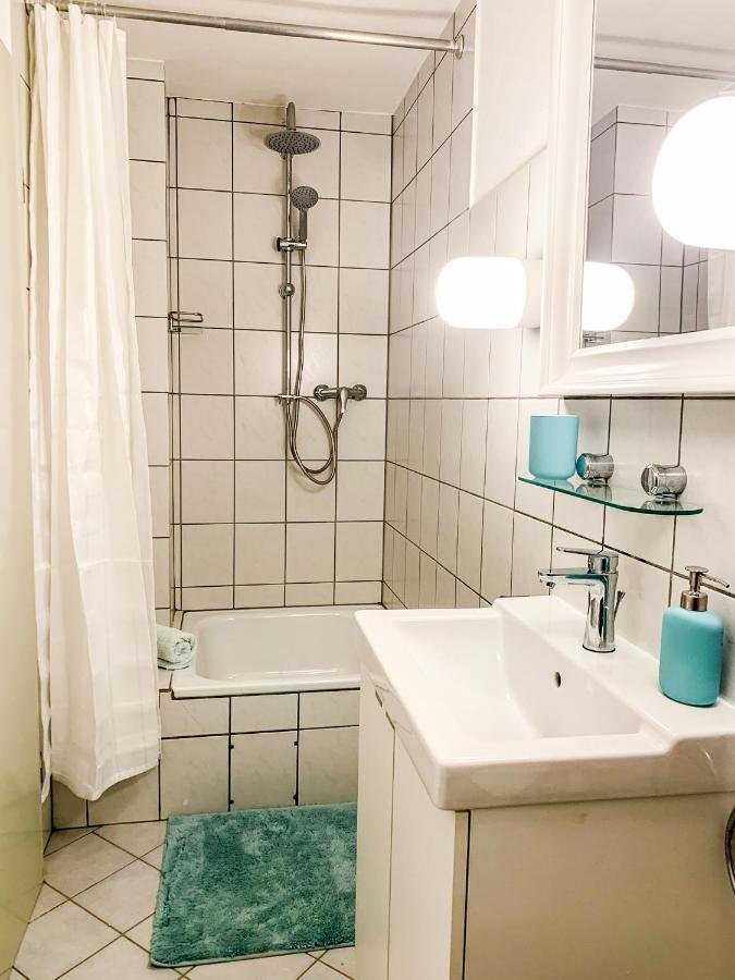 Schoene Wohnung Fuer 4 Gaeste An Der Eilenriede Mit Kostenlosen Parkplaetzen Ганновер Экстерьер фото