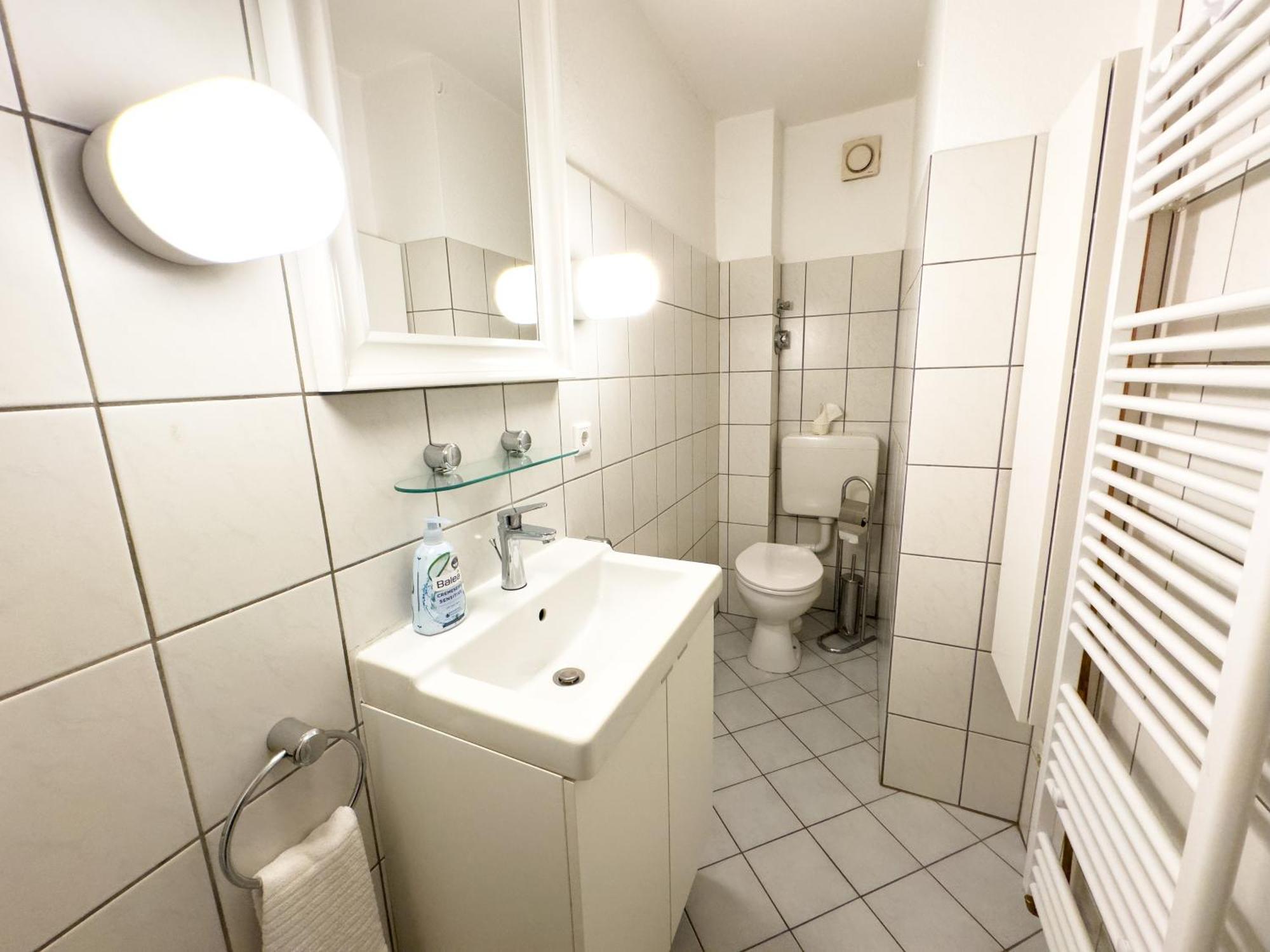 Schoene Wohnung Fuer 4 Gaeste An Der Eilenriede Mit Kostenlosen Parkplaetzen Ганновер Экстерьер фото